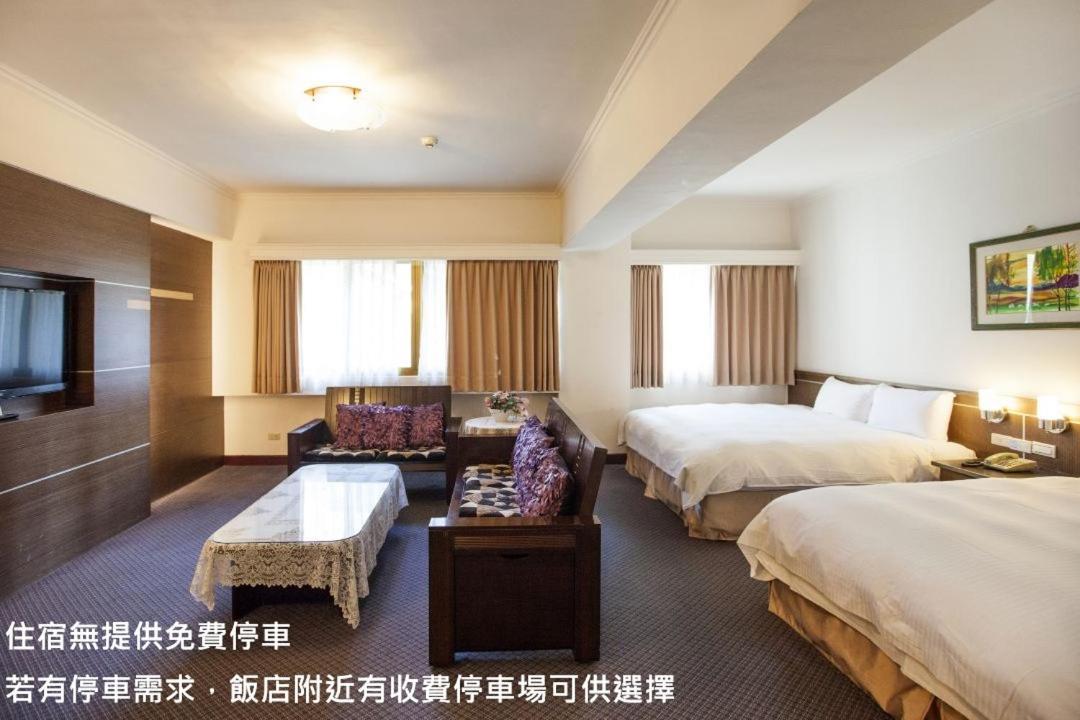 Ful Won Hotel Тайджун Стая снимка