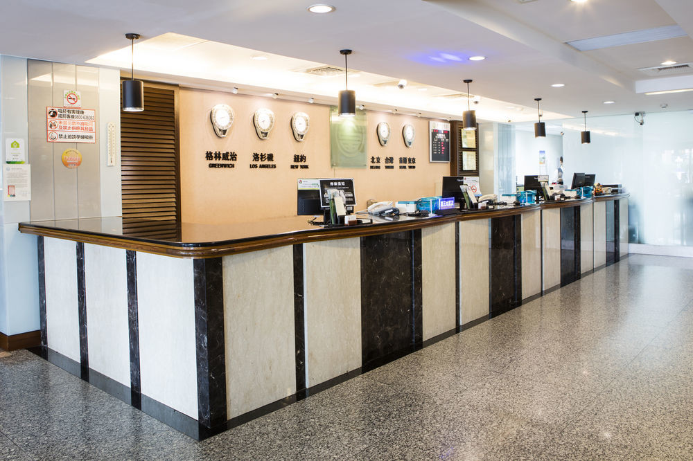 Ful Won Hotel Тайджун Екстериор снимка