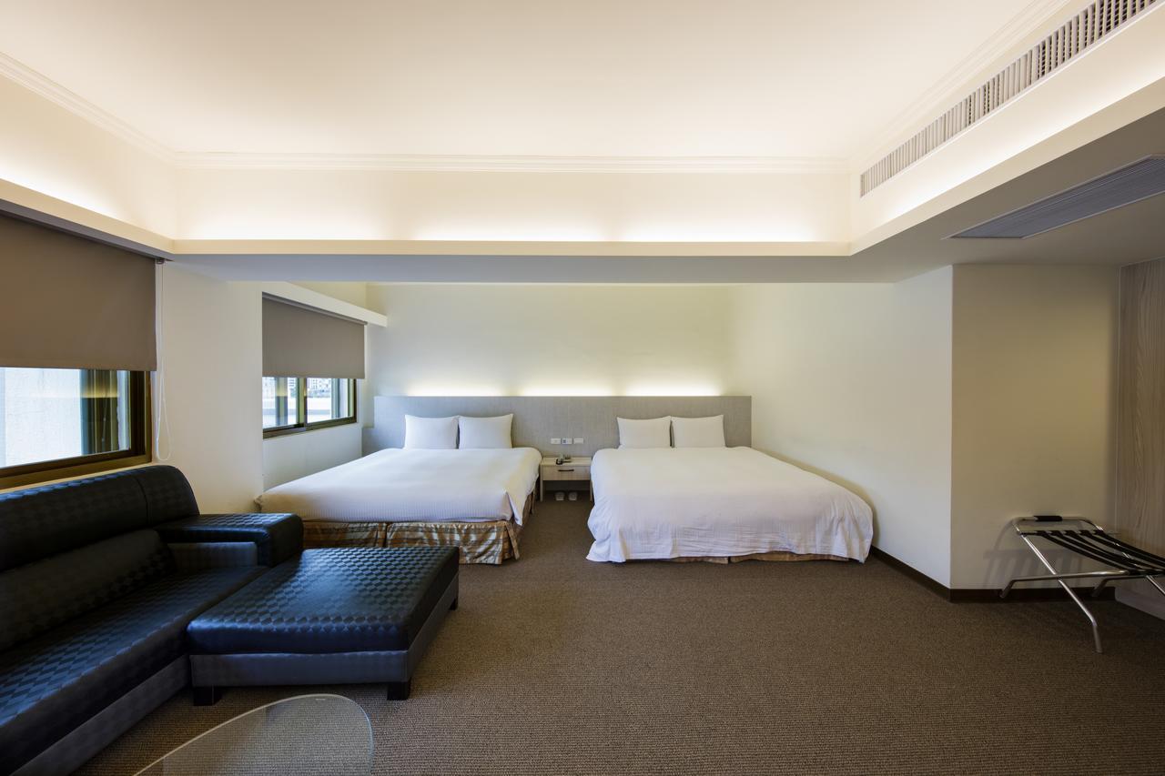 Ful Won Hotel Тайджун Екстериор снимка