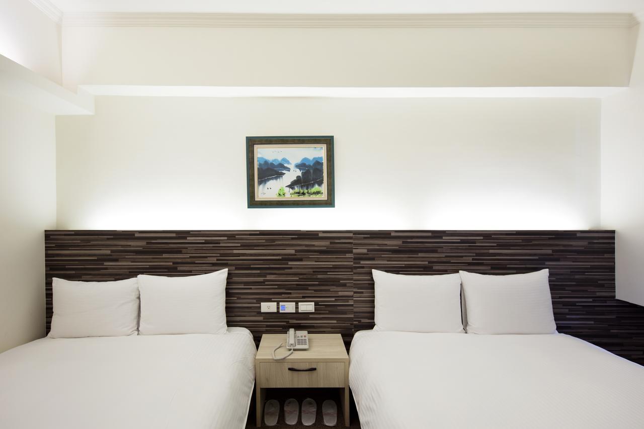 Ful Won Hotel Тайджун Екстериор снимка