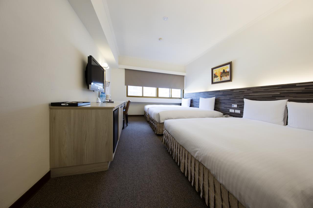 Ful Won Hotel Тайджун Екстериор снимка